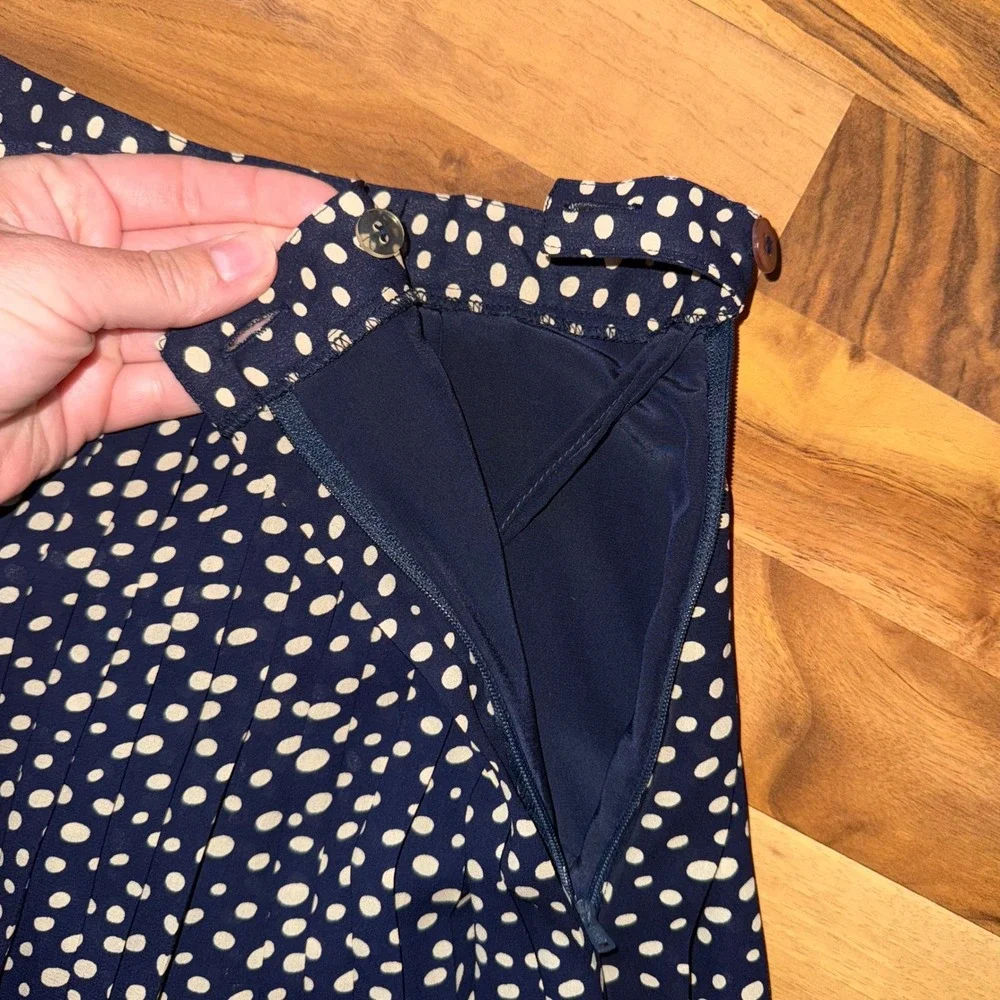 Jones New York Skirt Women's 16 Navy Blue‎ White Polka Dot Pleated Lined classy